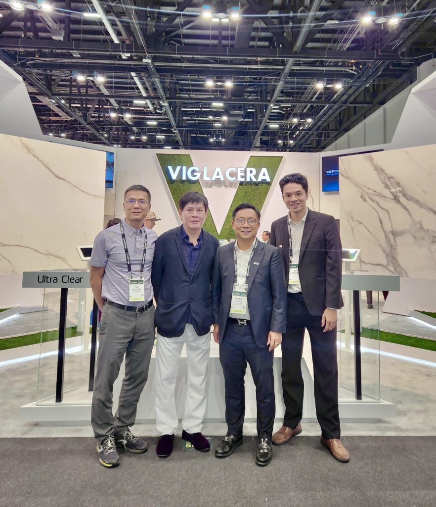 Vasta Stone Team at Coverings